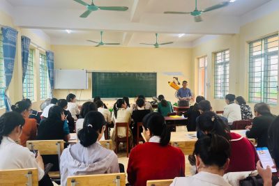 TỔ CHỨC SINH HOẠT CHUYÊN MÔN CHUYÊN ĐỀ “ỨNG DỤNG CÔNG NGHỆ AI TRONG GIẢNG DẠY