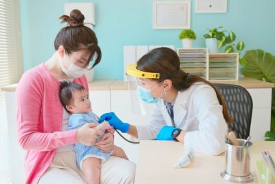 Cách phòng bệnh cho trẻ vào mùa đông cha mẹ nào cũng nên biết