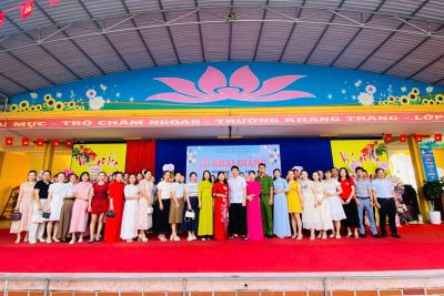 LONG TRỌNG TỔ CHỨC LỄ KHAI GIẢNG NĂM HỌC 2025-2026