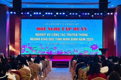 THAM GIA TẬP HUẤN NGHIỆP VỤ CÔNG TÁC TRUYỀN THÔNG NGÀNH GIÁO DỤC TỈNH NINH BÌNH